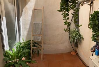 Stadthaus mit Dachterasse has Balcony rooms