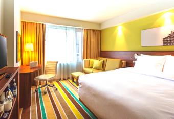 Hampton by Hilton Warsaw City Centre allows 18 year olds to book a room
