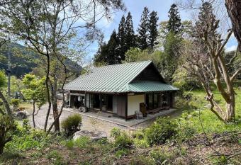 Yamanoie has Balcony rooms
