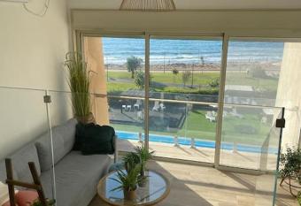                                          allows 18 year olds to book a room