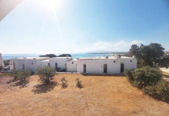Teal Blue Serenity has Balcony rooms