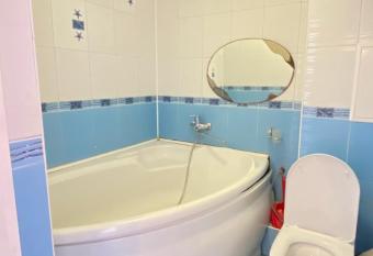 Kryzhanivka has Balcony rooms