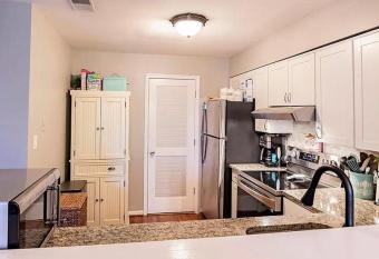 Barbara Williams has rooms with a private hot tub