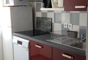 VILLA 8 personnes - LES DEMEURES DE LA MASSANE has Balcony rooms