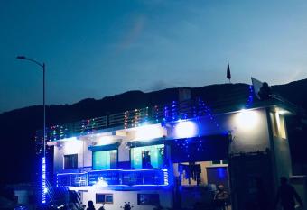 KB Home stay has Balcony rooms