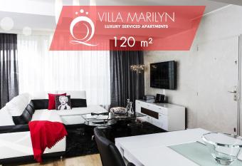 The Queen Luxury Apartments - Villa Marilyn has Balcony rooms