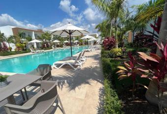 Hermoso Townhouse en Boca Chica has Balcony rooms