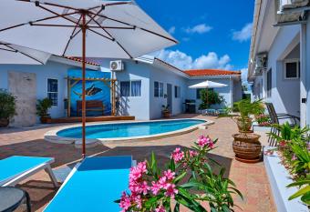 Little Paradise Aruba has Balcony rooms