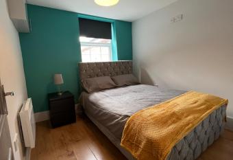 Cairo Street allows 18 year olds to book a room