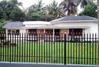 UNIQUE HOMES has Balcony rooms