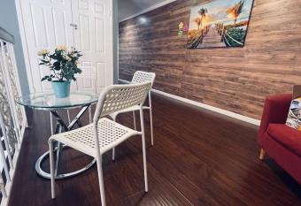 7#) private bathroom 78in king bed high internet has Balcony rooms