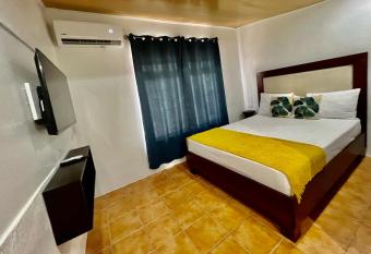 Casa Agata, excelente ubicaci  n,cerca del parque. allows 18 year olds to book a room