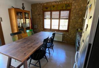 Lo Xalet has Balcony rooms