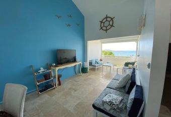 Joli T2 vue sur mer au Marin has Balcony rooms