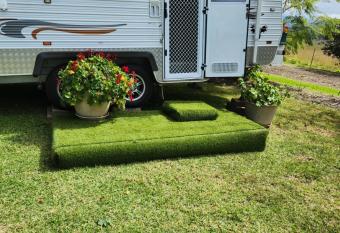 Dam It Getaway Caravan allows 18 year olds to book a room