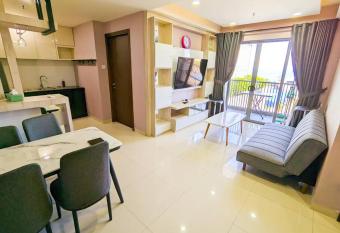 Lovina 909 Harbour Bay Residence has Balcony rooms