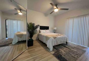 Cozy Tempe Condo has Balcony rooms