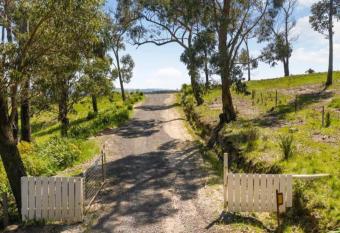 Peaceful 3 bedroom villa with gaming room has Balcony rooms