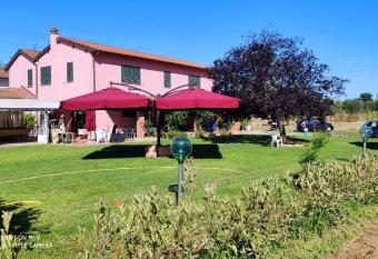 Agriturismo Calendiluna has Balcony rooms