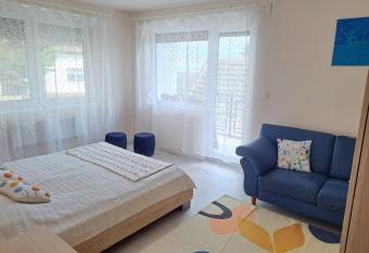 Corner Vend  gh  z - Z  nka has Balcony rooms