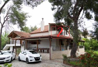 Christo s Summer Residence #2 has Balcony rooms