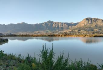 The Franschhoek Stargazing Dome has rooms with a private hot tub