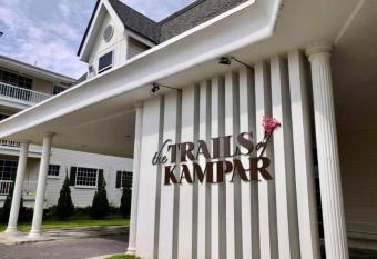 Trails of Kampar Villa Homestay has Balcony rooms