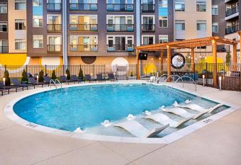 Blissful Experience Fairfax GMU Free Parking allows 18 year olds to book a room