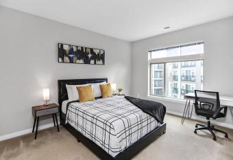 Live in the Heart of Fairfax GMU allows 18 year olds to book a room