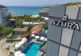 Azura Ksamil Hotel allows 18 year olds to book a room