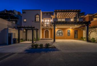 Cabo Beach Cottage allows 18 year olds to book a room