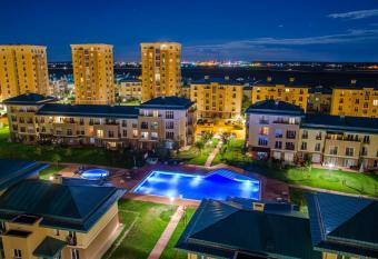 Lucas investment Q14-302 has Balcony rooms