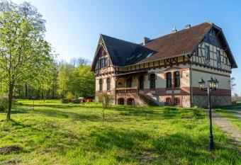 Forsthaus Nauen has Balcony rooms