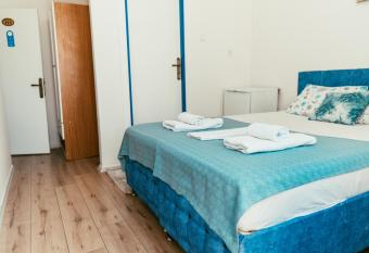 Sahil Otel has Smoking/Balcony rooms