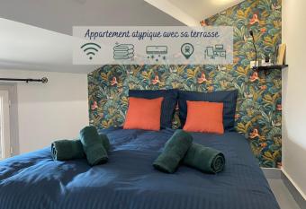 L atypique - Centre-Ville - Terrasse - Clim allows 18 year olds to book a room