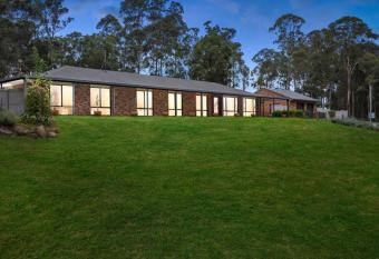 Kangoo - Peacefull tree lined property, wildlife has Balcony rooms