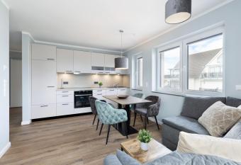 Sturmfrei Suite 5 has Balcony rooms