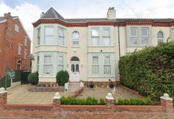 The shamrock bed &and breakfast allows 18 year olds to book a room