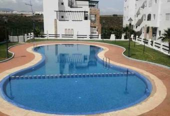 Appartement en location allows 18 year olds to book a room