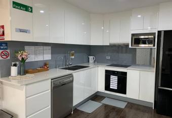 A granny flat-2 beds,quite place,no extra visitor allows 18 year olds to book a room