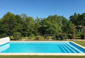 AC Interlude has Balcony rooms