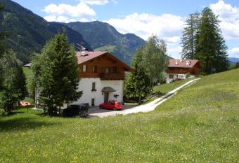 C  sa Gravina Suaut has Balcony rooms