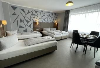 Apartment Glinde has Balcony rooms