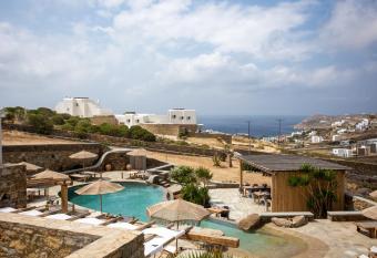 Nur Mykonian Suites allows 18 year olds to book a room