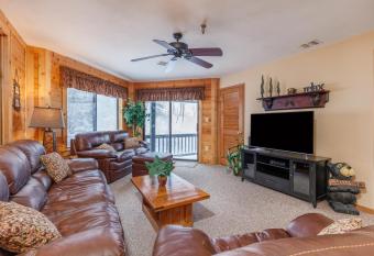 Seven Springs Stoneridge 3 Bedroom Standard Condo, Private Deck condo has Balcony rooms