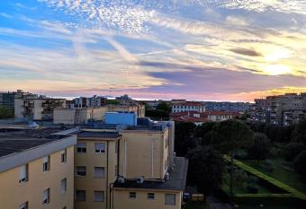 Casa Montebello allows 18 year olds to book a room