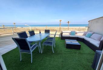 Appartement bord de mer has Balcony rooms