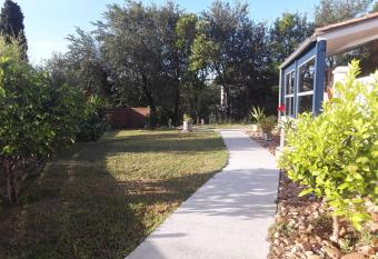 Chez moi has Balcony rooms