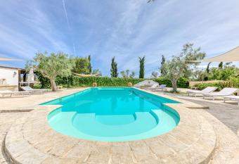 Eliados - Bungalow 1 has Balcony rooms