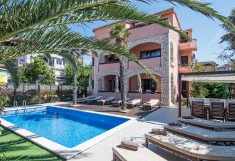 Bed & Breakfast Anita has Balcony rooms